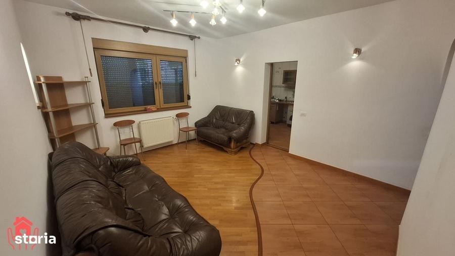 Apartament cu 4 camere în Gara de Nord
