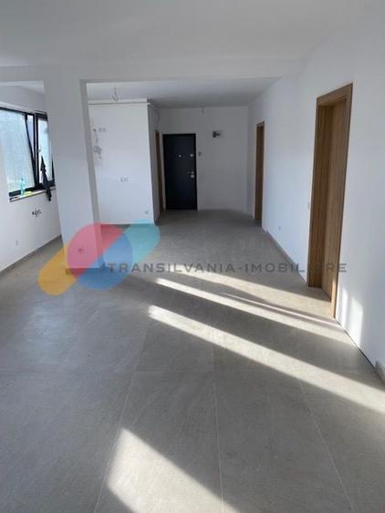 Spațiu comercial, de 80 mp, în Sânnicoară