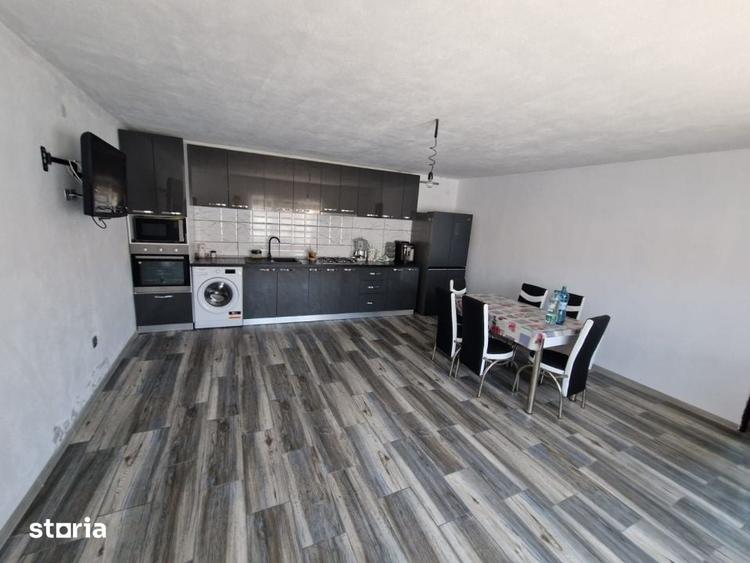 Casă cu 4 camere cu Teren 432 Mp în Central