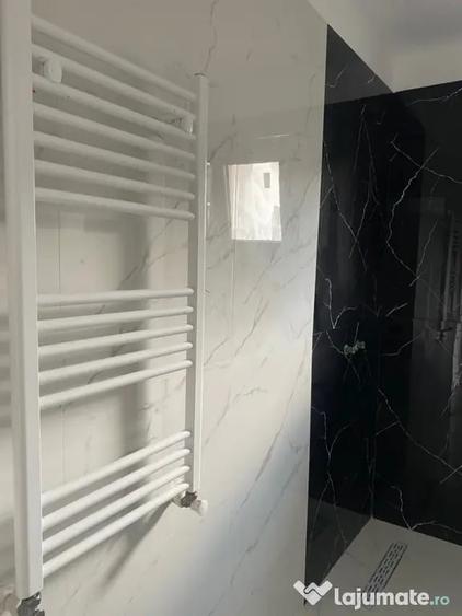 Apartament cu 2 camere decomandat în Jiului