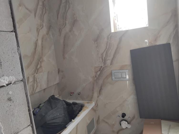 Casă cu 4 camere cu Teren 400 Mp în Sud