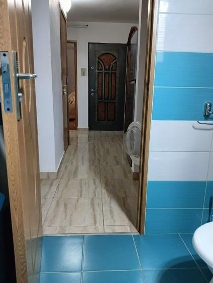Apartament cu 2 camere decomandat în Torontalului