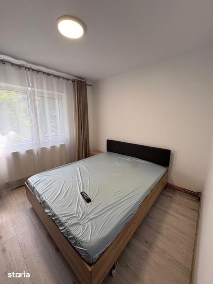 Apartament cu 2 camere decomandat în Podul de Fier