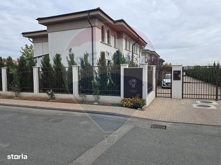 Casă cu 4 camere cu Teren 300 Mp în Ferme