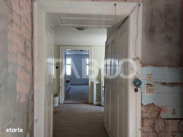 Comision 0-Apartament 2 camere 37mp la casa necesita renovare Cisnadie - 11