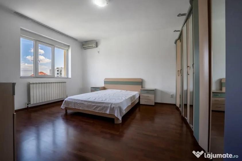 Apartament cu 4 camere decomandat în Dorobanți