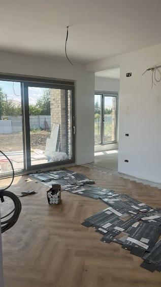 Casă individuală cu 4 camere cu Teren 780 Mp în Corbeanca