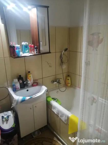 Vand apartament 2 camere Decomandat - 3