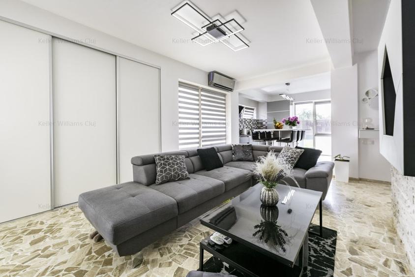 Apartament cu 3 camere semidecomandat, mobilat în Între Lacuri