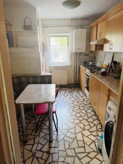 Apartament cu 3 camere decomandat, mobilat în Gheorgheni