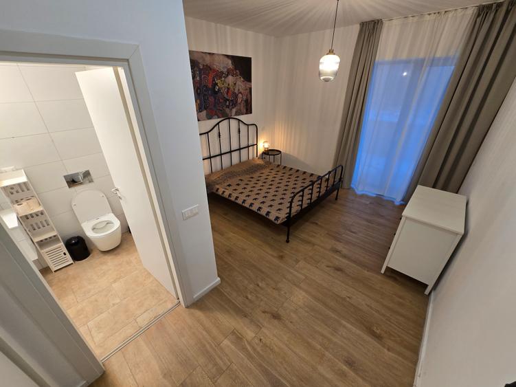 Apartament cu 2 camere decomandat în Băneasa