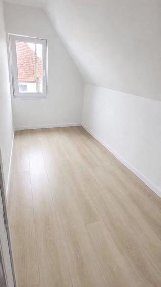 Casă cu 1 camere cu Teren 137 Mp în Plopi