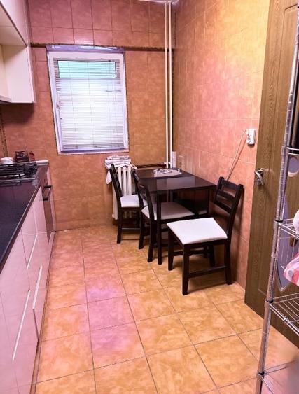 Apartament cu 3 camere decomandat, mobilat în Drumul Taberei