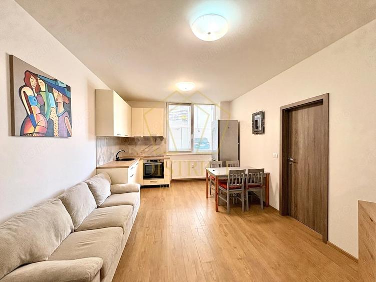 Apartament cu 2 camere semidecomandat în Giroc