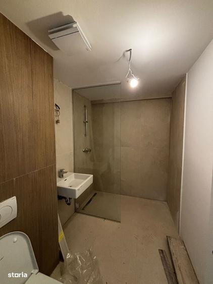 Garsonieră decomandată în Jiului