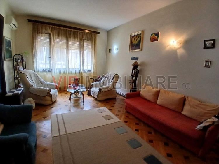 Apartament cu 3 camere circular în Universitate