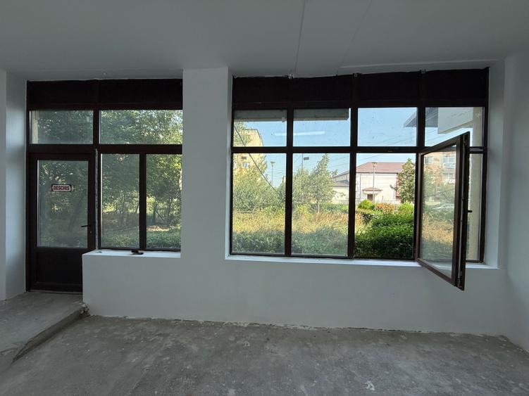 Spațiu comercial, de 59 mp, în Central