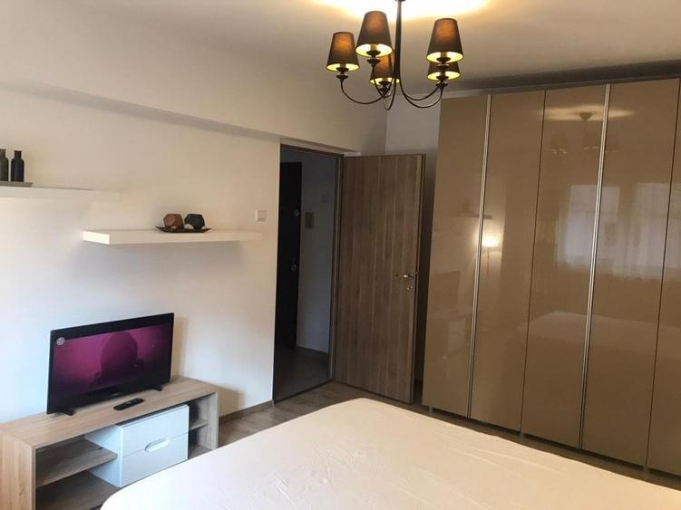 Apartament cu 2 camere decomandat în Astra
