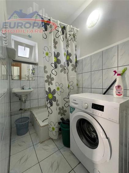 Garsonieră semidecomandată în 23 August
