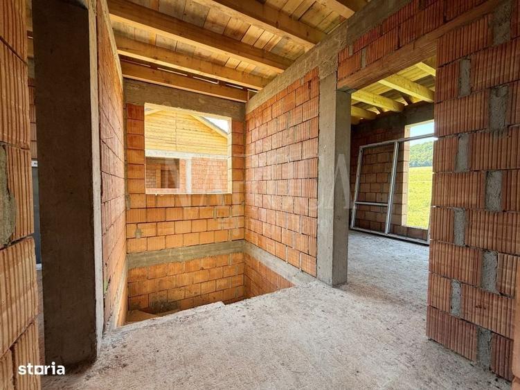 Casă cu 4 camere în Nădășelu