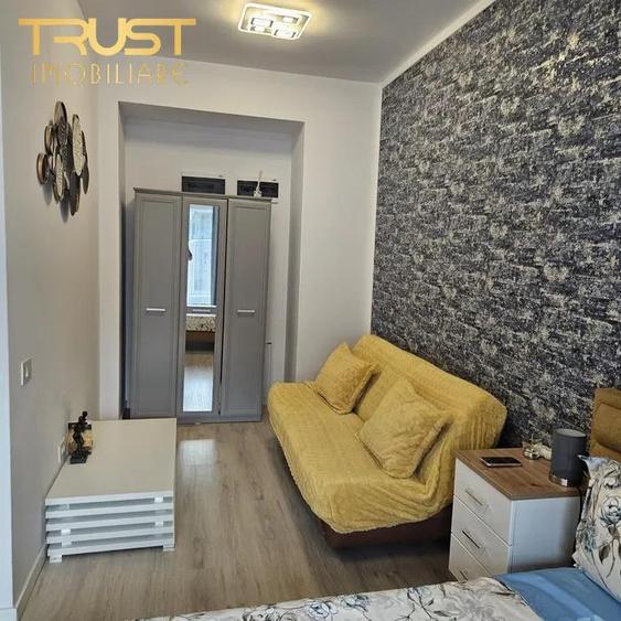 Garsonieră decomandată în Calea București