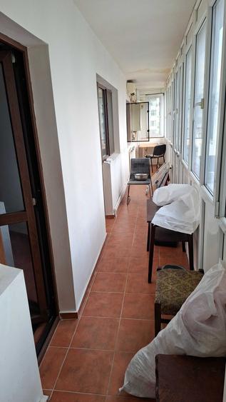 Apartament cu 2 camere semidecomandat în Lipia