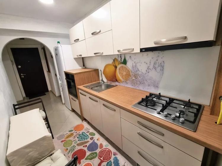 Apartament cu 2 camere decomandat, mobilat în Drumul Taberei