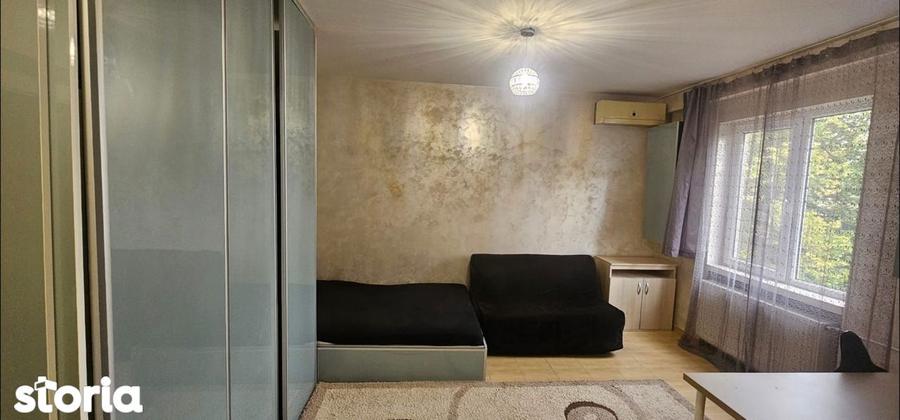 Garsoniera renovata complet Piata Alba Iulia - 1
