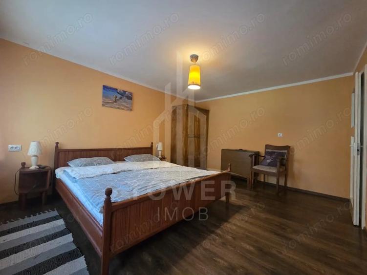 Casă cu Teren 1929 Mp în Bruiu