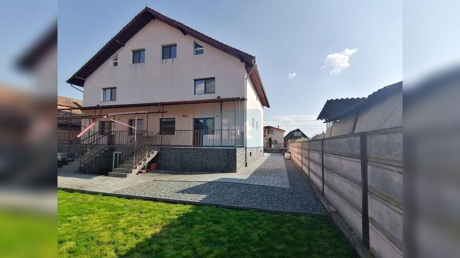 Casă cu 3 camere cu Teren 374 Mp în Exterior Sud