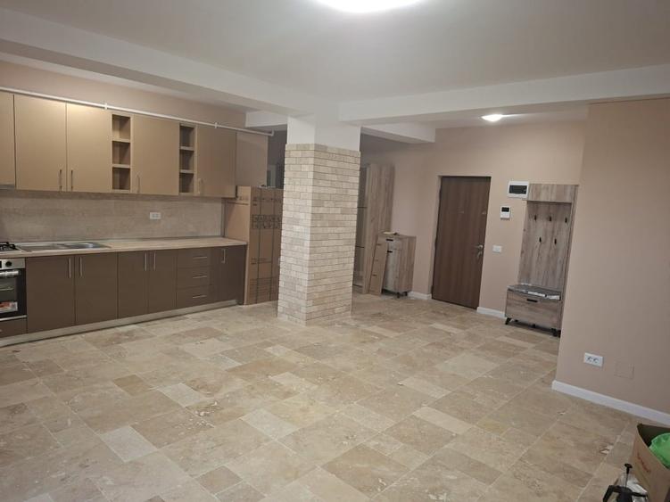 Ofer spre inchirere ap.2 camere Rm. Valcea + garaj - 1