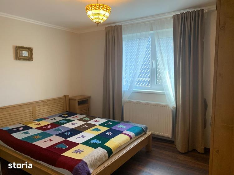 Casă cu 4 camere cu Teren 250 Mp în Sânmihaiu Român