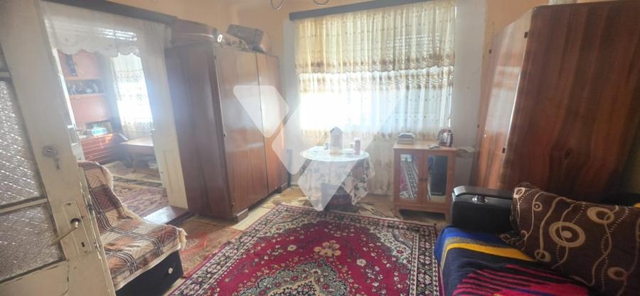 Casă individuală cu 3 camere cu Canalizare în Șeica Mare