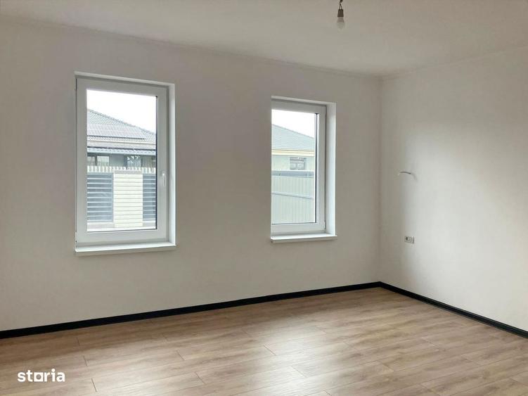 Casă cu 4 camere cu Teren 500 Mp în Central