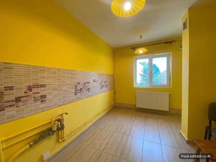 Apartament cu 3 camere decomandat în Mărăști
