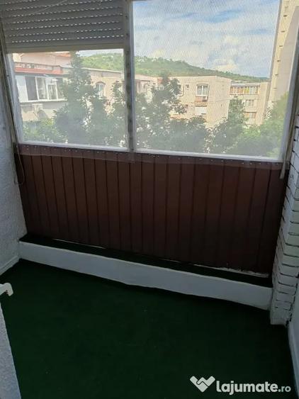 Garsonieră decomandată în Dacia