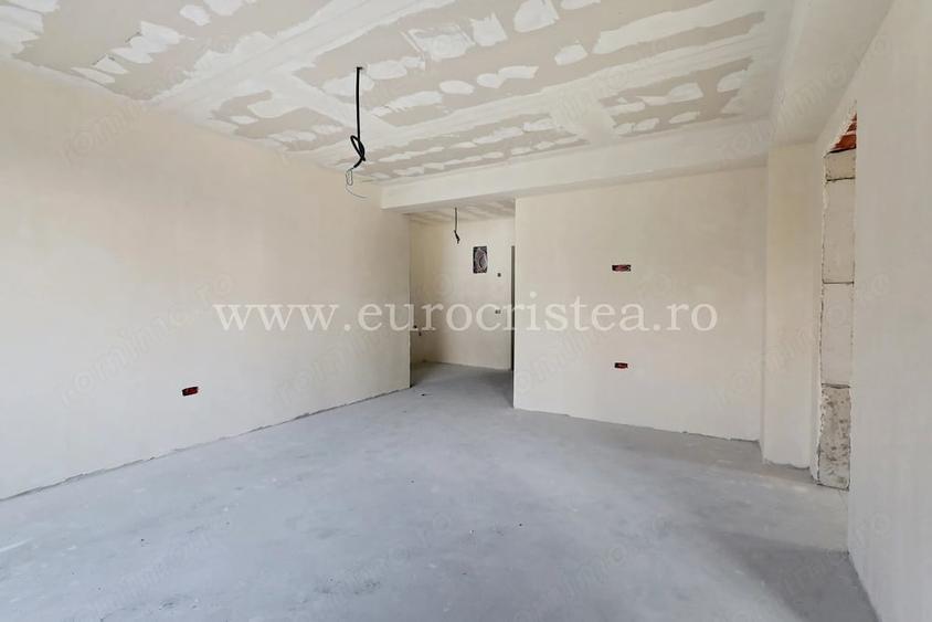 Apartament cu 3 camere decomandat în Mangalia