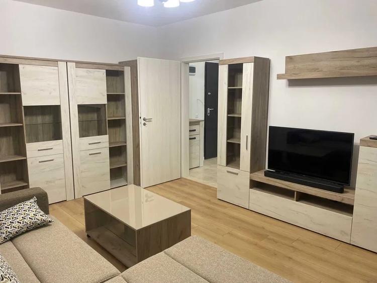 Apartament cu 2 camere decomandat, mobilat în Lujerului