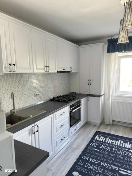 Apartament cu 3 camere în Rovine