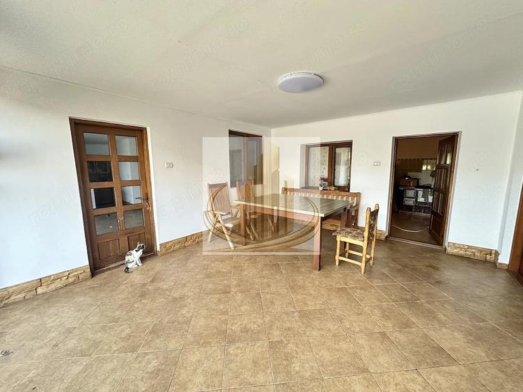 Casă cu 4 camere cu Teren 1000 Mp în Dofteana
