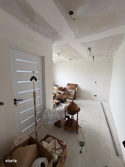 Casă cu 4 camere cu Teren 700 Mp în Central