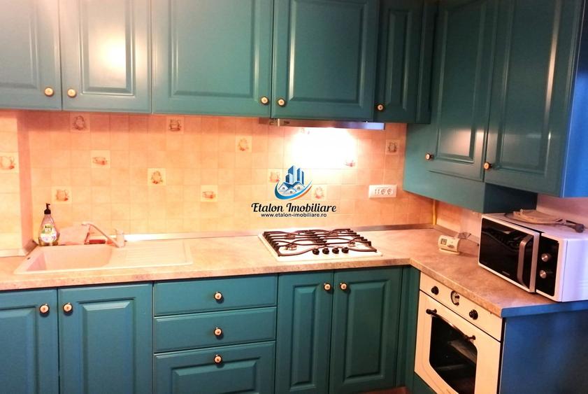 Apartament cu 2 camere decomandat în Precista