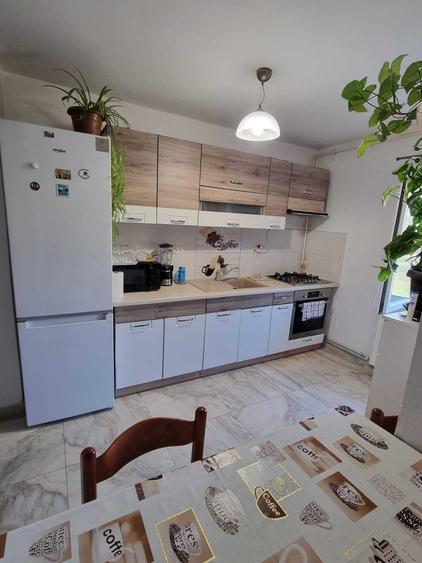 Apartament cu 2 camere decomandat în Apahida