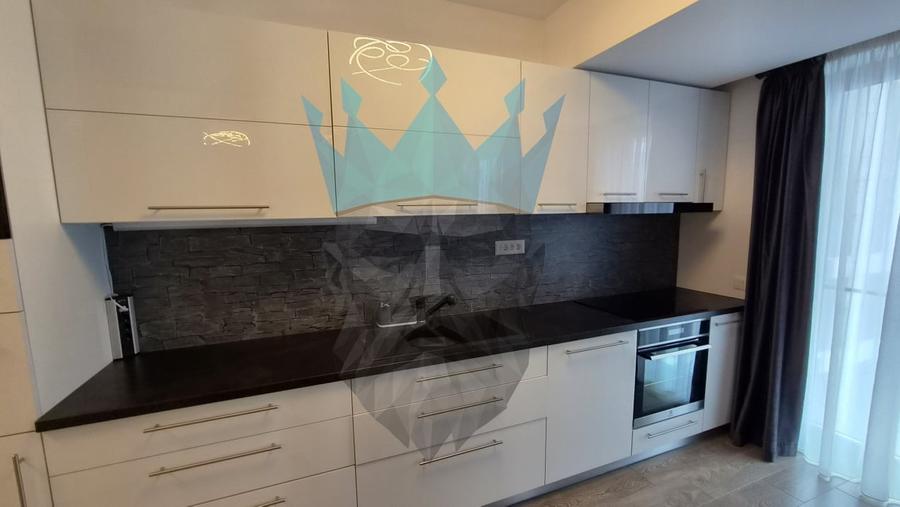 Apartament cu 3 camere decomandat, mobilat în Pipera