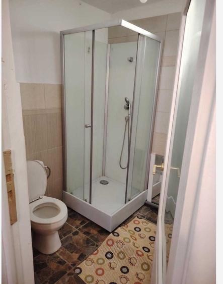 Casă cu 3 camere în Berceni
