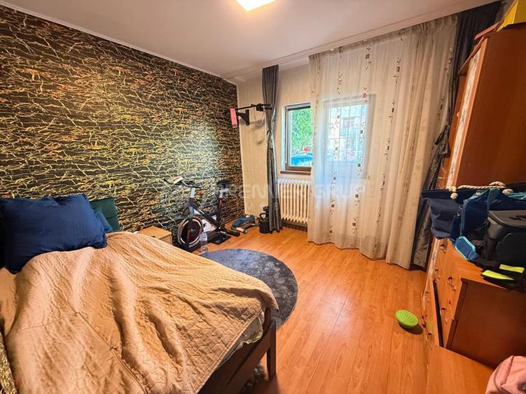 Apartament cu 3 camere decomandat în Tătărași