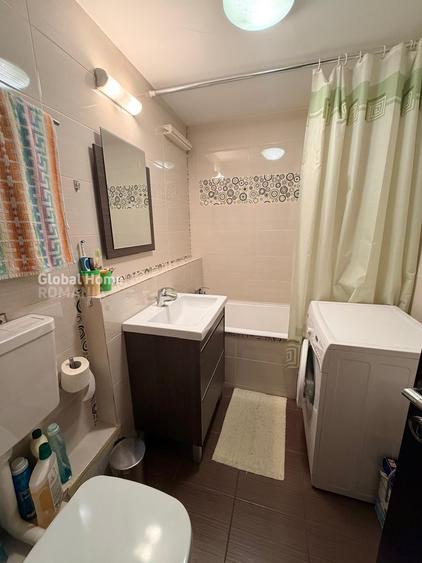 Apartament cu 2 camere decomandat, mobilat în Decebal