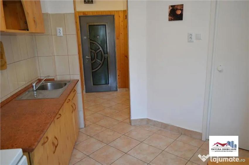 Apartament cu 2 camere decomandat în Tudor