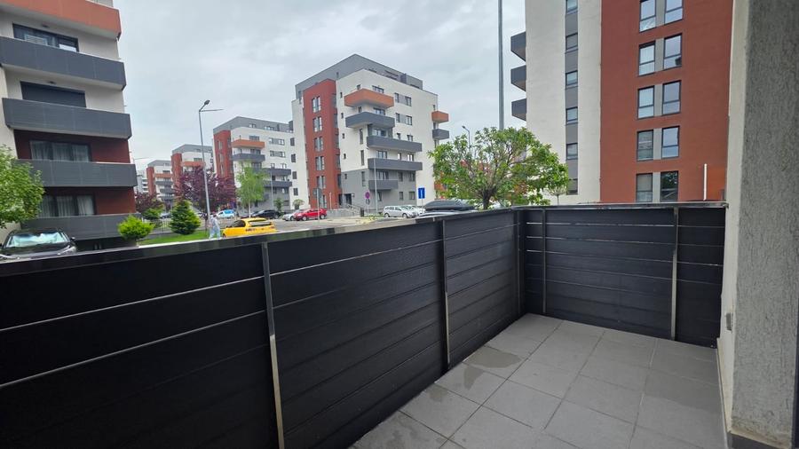 Apartament cu 3 camere decomandat în Avantgarden