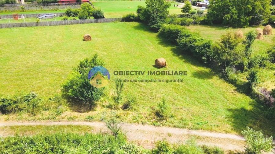 Teren Construcții intravilan de 1657 mp, în Stejaru (Pângărați)